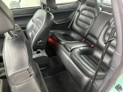 Peugeot 406 Coupé 3.0 V6 — Sportivité rétro et motorisation généreuse — détail
