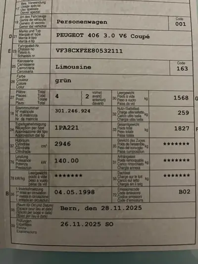 Peugeot 406 Coupé 3.0 V6 — Sportivité rétro et motorisation généreuse — Miniature 11