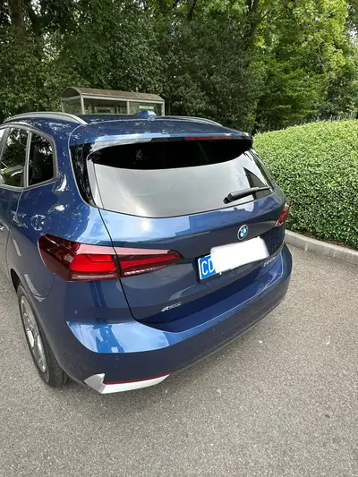 BMW 225e xDrive Active Tourer — Hybride rechargeable, 17'000 km, Quattro saisons — Miniatur 8