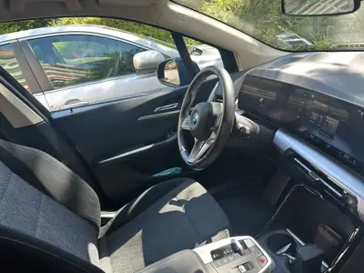 BMW 225e xDrive Active Tourer — Hybride rechargeable, 17'000 km, Quattro saisons — Miniatur 13