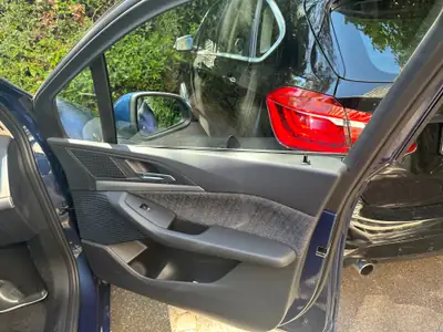 BMW 225e xDrive Active Tourer — Hybride rechargeable, 17'000 km, Quattro saisons — Miniatur 14