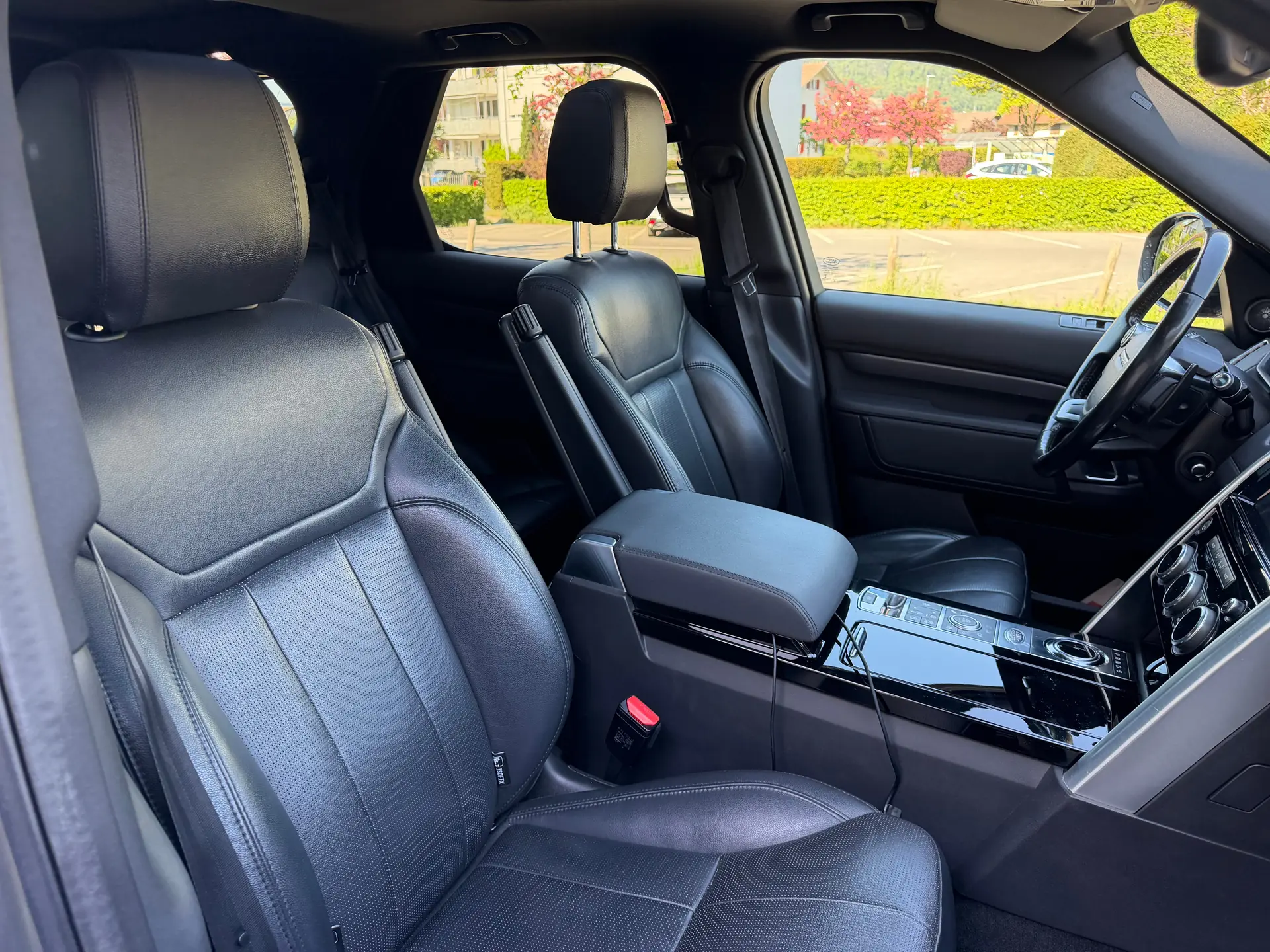Land Rover Discovery 2018 occasion Thun — 5