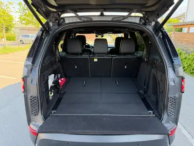 Land Rover Discovery 3.0 TDV6 HSE — SUV robuste 7 places, motorisation puissante et 8 jantes alu incluses — detail