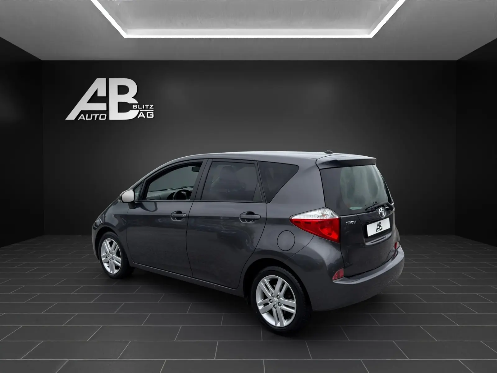 Toyota Verso S 2012 occasion Hunzenschwil — 3