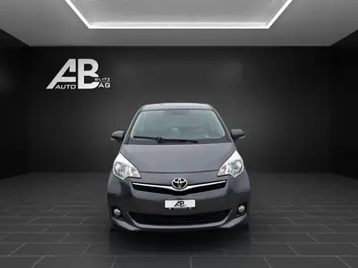 Toyota Verso-S 1.33 Linea Luna — Monospace compact fiable, révision complète — exterior view