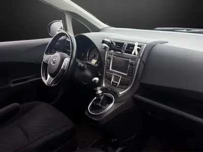 Toyota Verso-S 1.33 Linea Luna — Monospace compact fiable, révision complète — Thumbnail 10