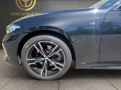 BMW 330e xDrive Touring M Sport — Hybride rechargeable, 12'000 km seulement — Miniatur 8