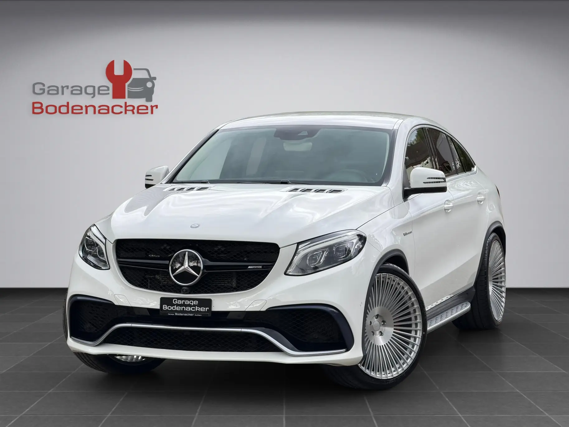 Mercedes-Benz GLE 63 AMG Coupé — SUV sportif 585 ch, barely 57'000 km
