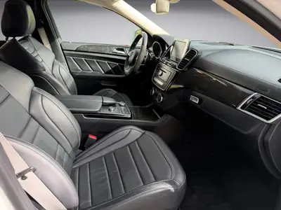 Mercedes-Benz GLE 63 AMG Coupé — SUV sportif 585 ch, barely 57'000 km — Thumbnail 13