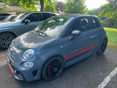FIAT 500 Abarth 695 XSR — Sportive compacte à 29'600 km, 180 ch dynamiques — Innenraum