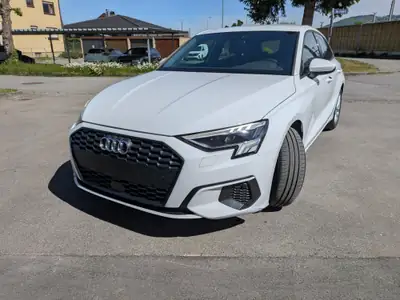 Audi A3 Sportback 35 TFSI — Compacte premium, première main, 72 000 km — exterior view