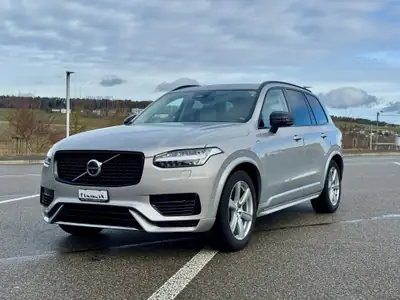 Volvo XC90 T8 TE Ultimate Dark 7 places — Hybride rechargeable premium, moteur électrique neuf — vista esterna