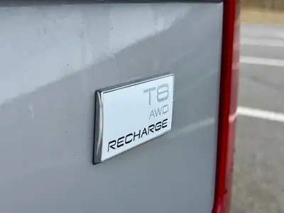 Volvo XC90 T8 TE Ultimate Dark 7 places — Hybride rechargeable premium, moteur électrique neuf — Miniatura 15