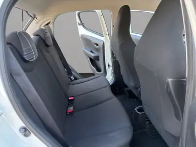Peugeot 108 1.2 VTi Active — Citadine compacte, entretien à jour, climatisation — Thumbnail 17