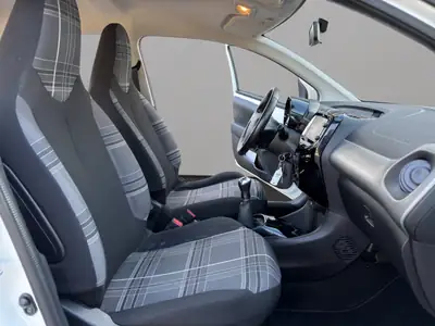 Peugeot 108 1.2 VTi Active — Citadine compacte, entretien à jour, climatisation — Thumbnail 16