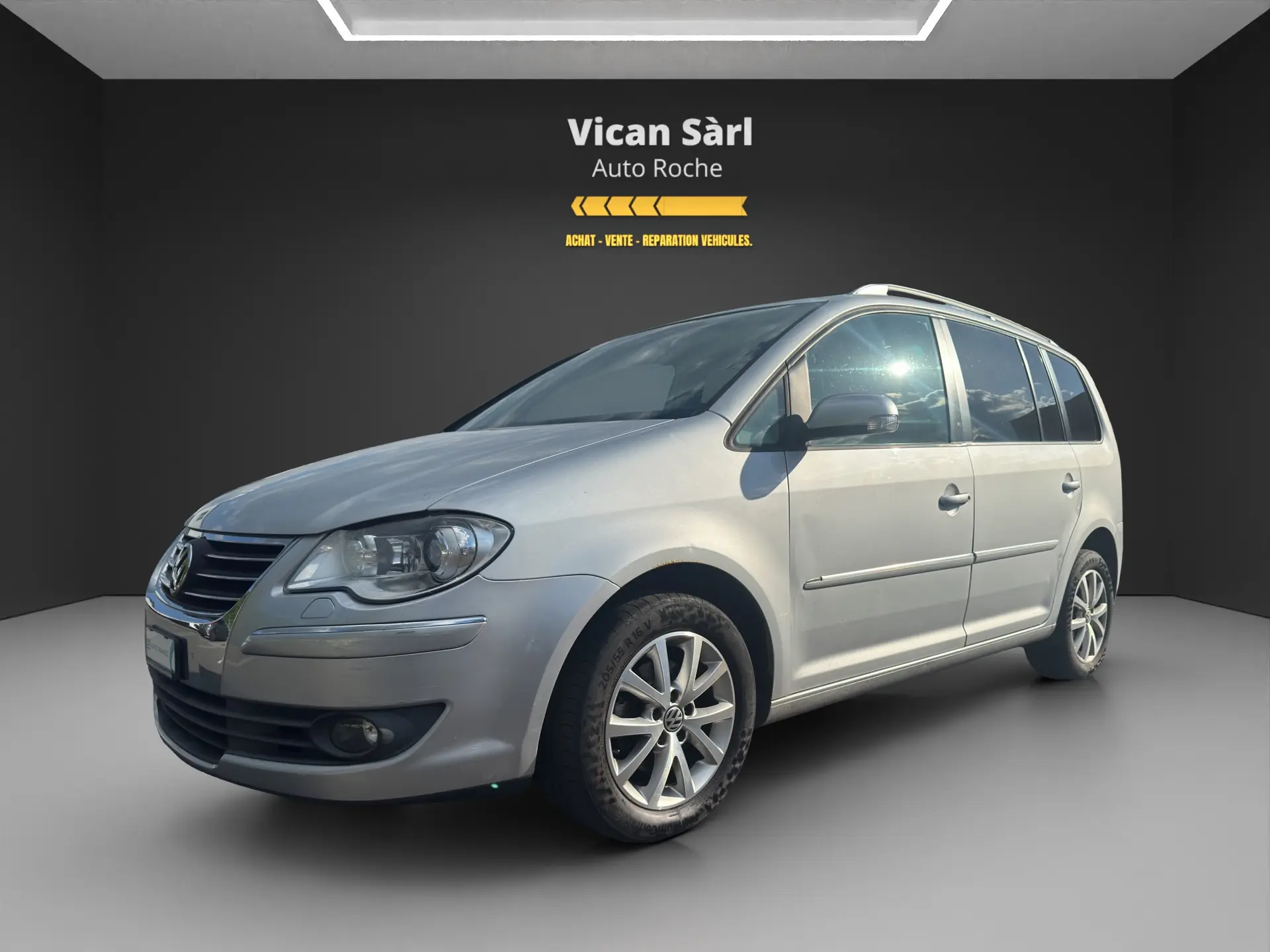 Volkswagen Touran 2008 occasion Roche — 3