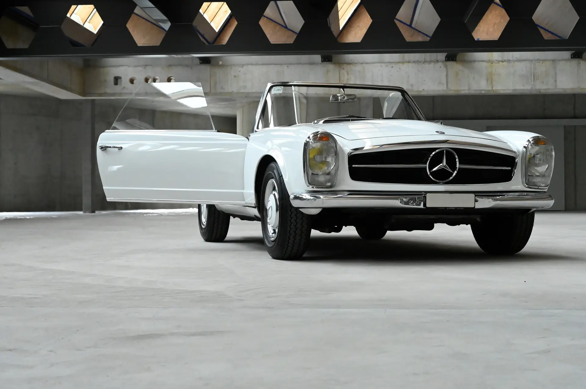 Mercedes-Benz SL 1964 occasion Goldach — 5
