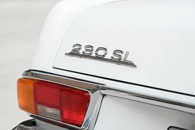 Mercedes-Benz SL 230 — Cabriolet de légende de 1964, livraison suisse d'origine — Thumbnail 16
