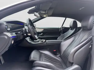 Mercedes-Benz E 400 Cabriolet AMG Line — Élégance décapotable et performances 333 ch — Miniature 9