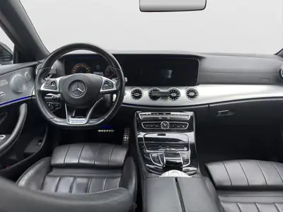 Mercedes-Benz E 400 Cabriolet AMG Line — Élégance décapotable et performances 333 ch — Miniature 11