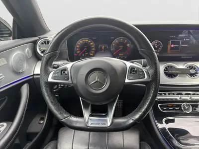 Mercedes-Benz E 400 Cabriolet AMG Line — Élégance décapotable et performances 333 ch — Miniature 13