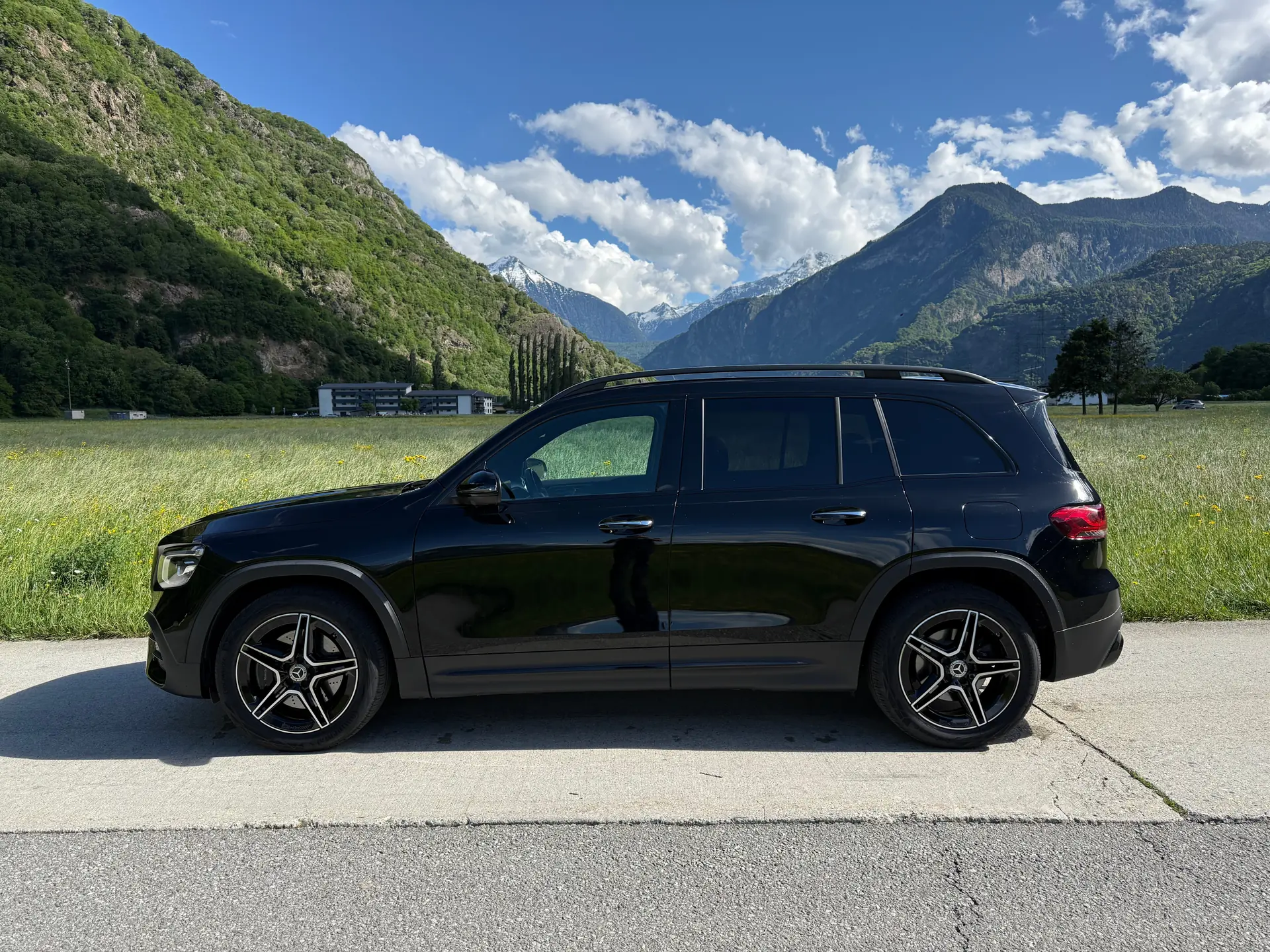 Mercedes-Benz GLB 250 4Matic AMG Line — 7 places, SUV spacieux reconnu, 82 000 km, garantie CH