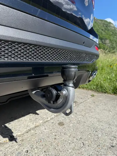 Mercedes-Benz GLB 250 4Matic AMG Line — 7 places, SUV spacieux reconnu, 82 000 km, garantie CH — Miniature 8