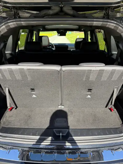 Mercedes-Benz GLB 250 4Matic AMG Line — 7 places, SUV spacieux reconnu, 82 000 km, garantie CH — Miniature 9
