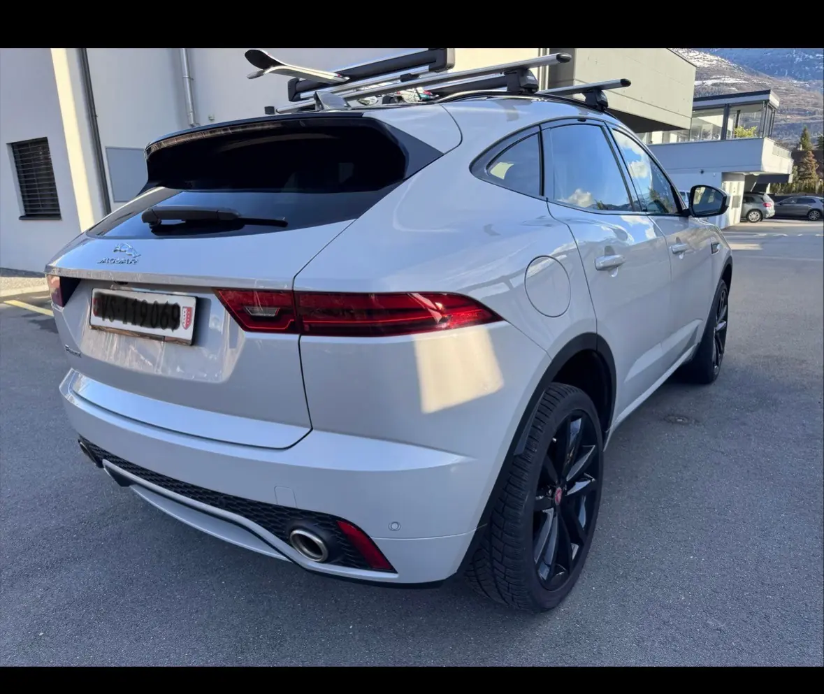 Jaguar E-Pace 2021 occasion Sion — 2