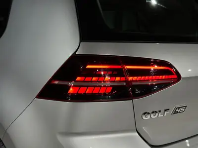 VW Golf VII 1.5 TSI — Berline dynamique, équipée et économe — Thumbnail 27
