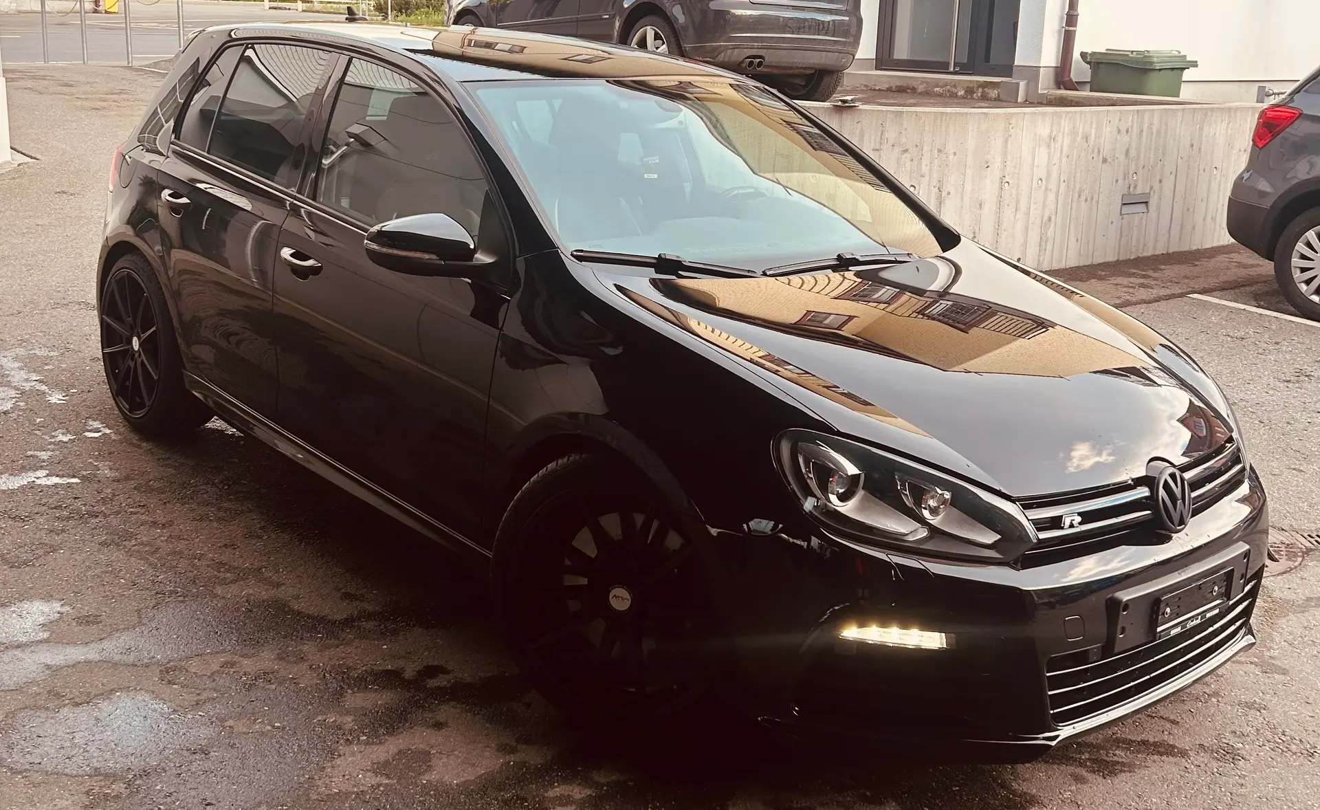 VW Golf 2.0 TSI R DSG 4motion — Performance sportive et motricité intégrale