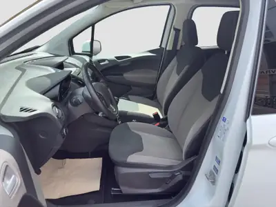 Ford Tourneo Courier 1.0 SCTi Titanium — Monospace compact, 2 portes coulissantes, garantie 12 mois — Miniatura 9