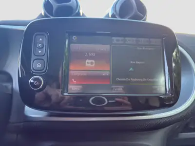Smart Fortwo Passion TwinMatic 2015 — Citadine agile, automatique, entretien suivi — Miniatur 9