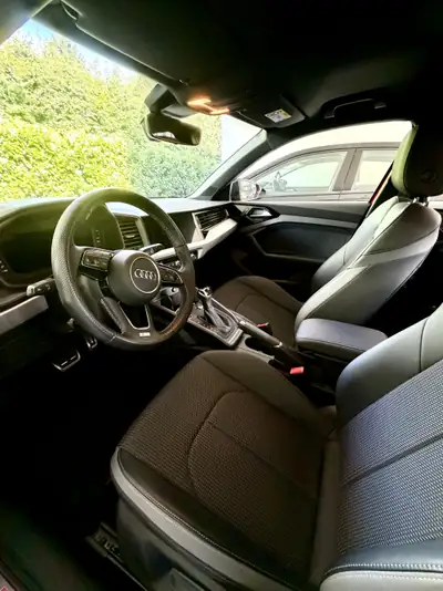 Audi A1 1.0 30 TFSI Allstreet S-Tronic — Citadine polyvalente, 11'000 km seulement — Armaturenbrett