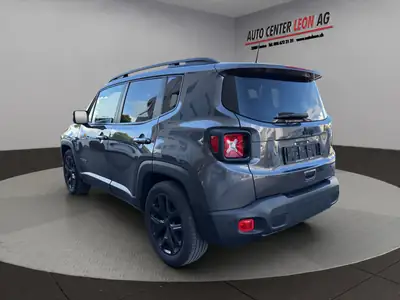 Jeep Renegade 1.0 Turbo Night Eagle — Compact SUV dynamique, sans accident — interior