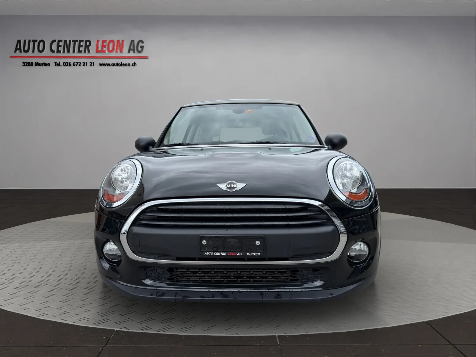 MINI One First 2017 — Citadine urbaine compacte, entretien à jour et sans sinistre
