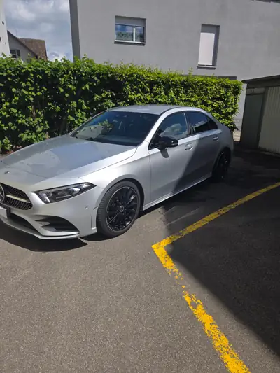 Mercedes-Benz A 250 AMG Line — Berline compacte sportive, 62'000 km seulement — Außenansicht