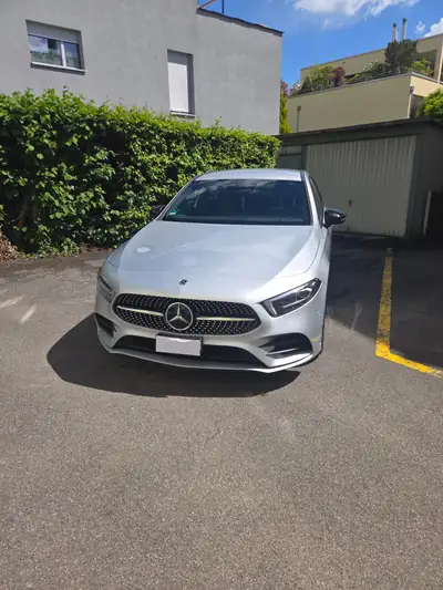 Mercedes-Benz A 250 AMG Line — Berline compacte sportive, 62'000 km seulement — Armaturenbrett