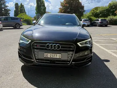 Audi S3 Sportback 2.0 TFSI Quattro — Berline sportive polyvalente, 301 ch dynamiques — côté