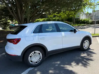 Audi Q3 35 TDI S-tronic — SUV compact diesel fiable, première main, historique complet Audi — Miniature 15