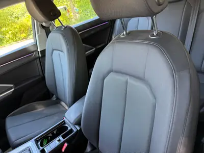 Audi Q3 35 TDI S-tronic — SUV compact diesel fiable, première main, historique complet Audi — Miniature 20