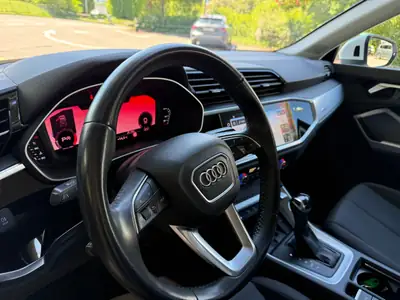 Audi Q3 35 TDI S-tronic — SUV compact diesel fiable, première main, historique complet Audi — Miniature 19