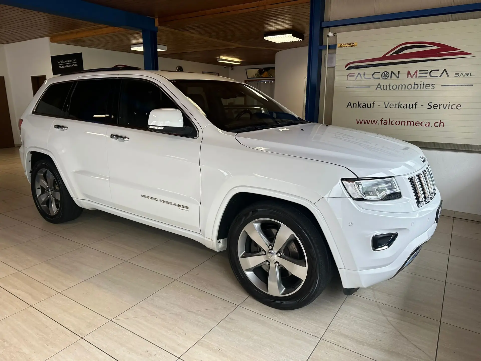 Jeep Grand Cherokee 3.0 CRD Overland — SUV 7 places, 250 ch diesel, tous terrains
