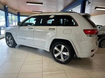 Jeep Grand Cherokee 3.0 CRD Overland — SUV 7 places, 250 ch diesel, tous terrains — Miniatura 8