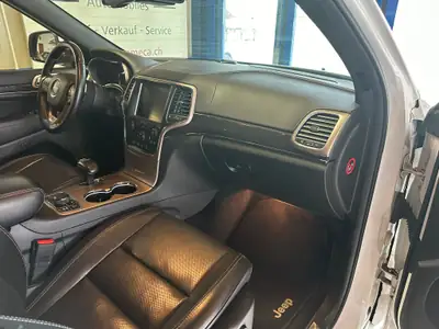 Jeep Grand Cherokee 3.0 CRD Overland — SUV 7 places, 250 ch diesel, tous terrains — Miniatura 19