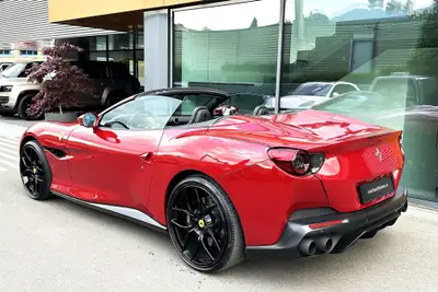 Ferrari Portofino 3.9 Turbo — Cabriolet légendaire, 599 ch, très faible kilométrage — Miniatur 8