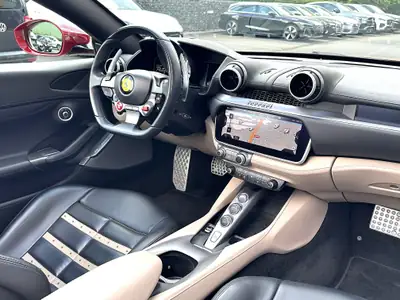 Ferrari Portofino 3.9 Turbo — Cabriolet légendaire, 599 ch, très faible kilométrage — Miniatur 15