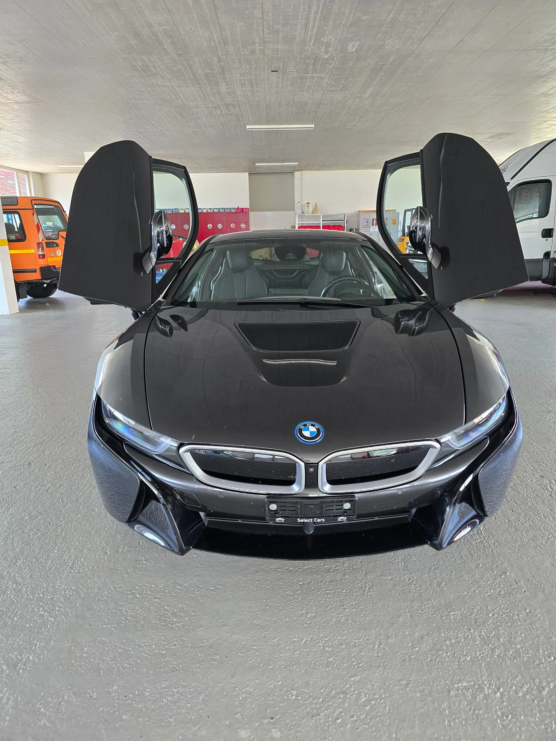 BMW i8 Coupé — Hybride Performance 362 ch, État Collector 44'500 km