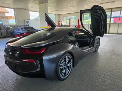 BMW i8 Coupé — Hybride Performance 362 ch, État Collector 44'500 km — Thumbnail 8