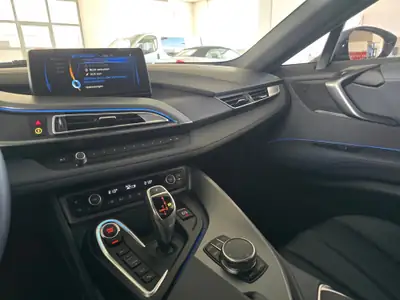 BMW i8 Coupé — Hybride Performance 362 ch, État Collector 44'500 km — Thumbnail 14